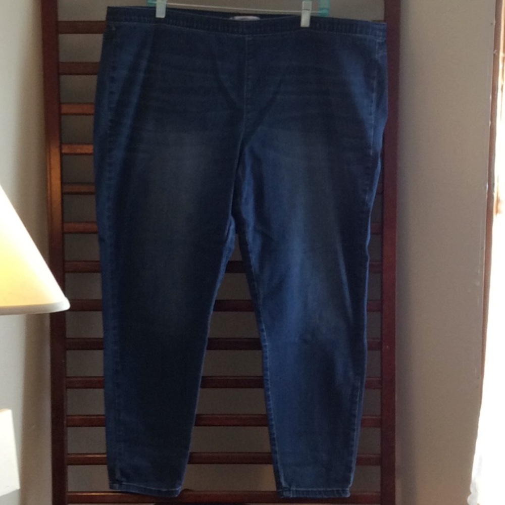 Jennifer Lopez  jeggings